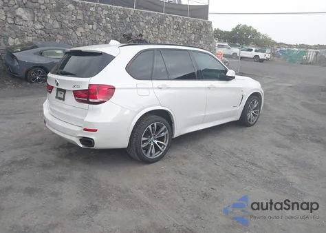 2015 BMW X5 xDrive50I z USA, uszkodzony, nr VIN 5UXKR6C58F0J76441